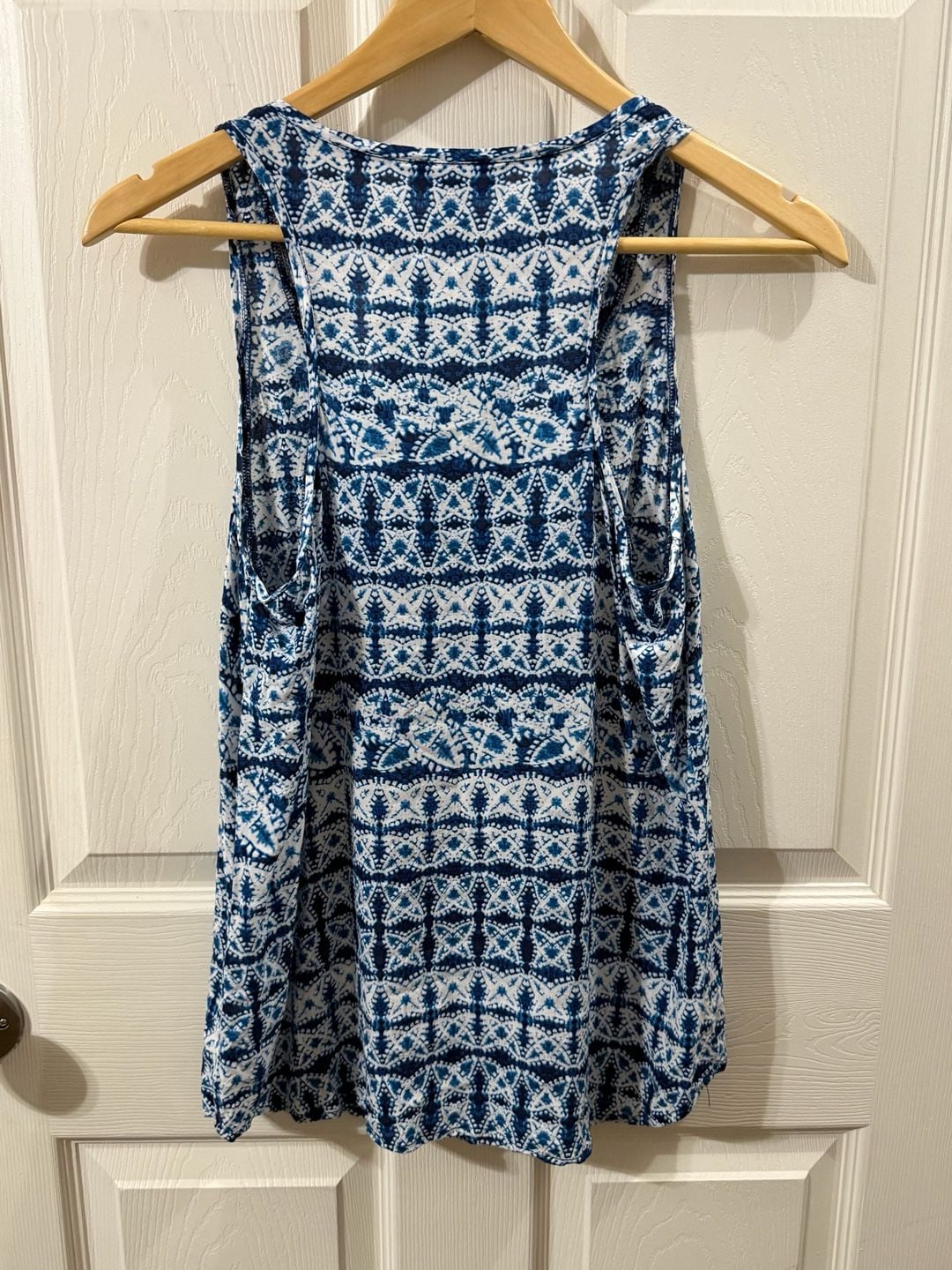 Banana Republic Blue Geometric Print Sleeveless Tank Top Size M 3