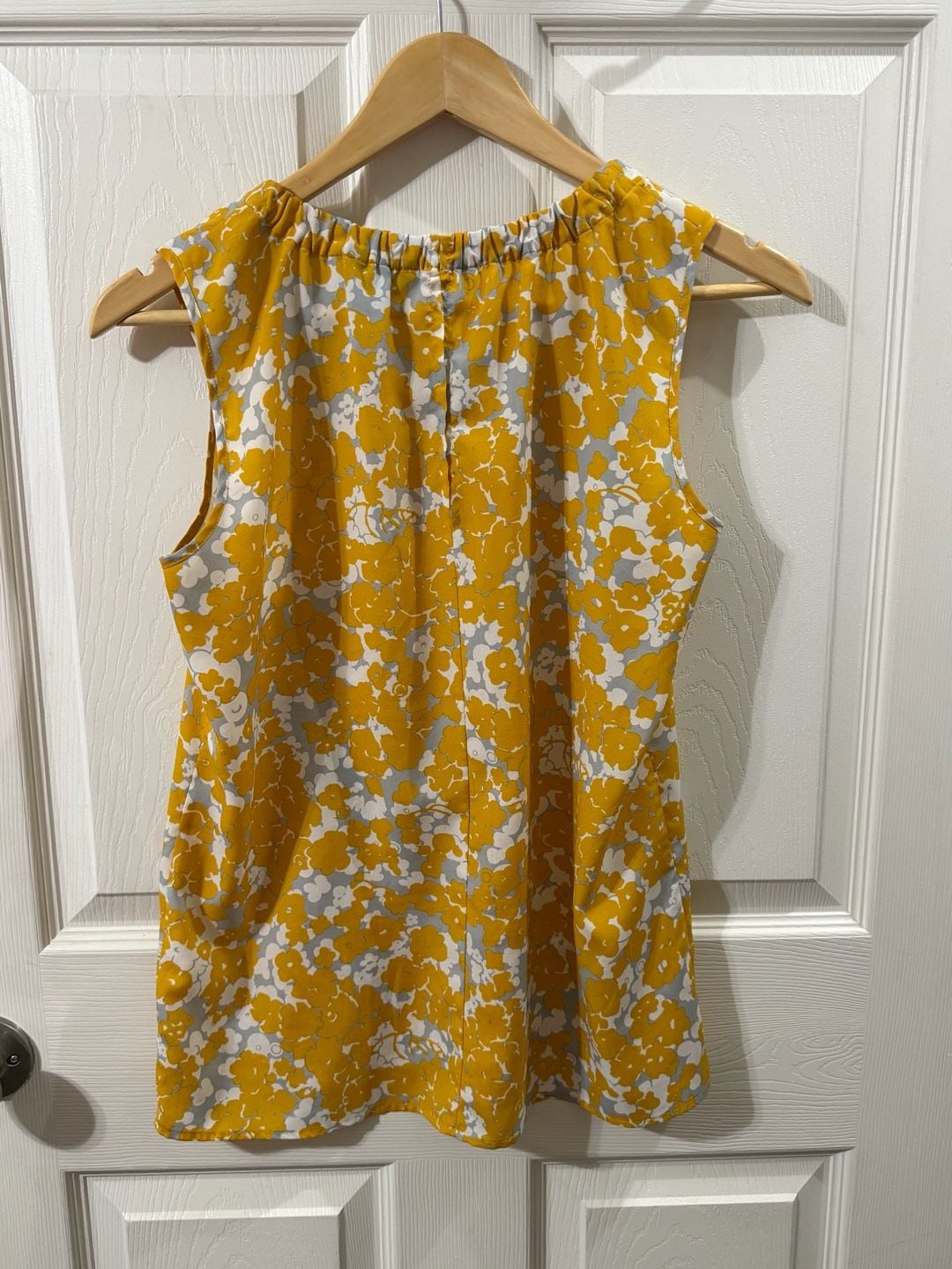 Banana Republic Floral Sleeveless Top Size S Yellow Gray Polyester 3