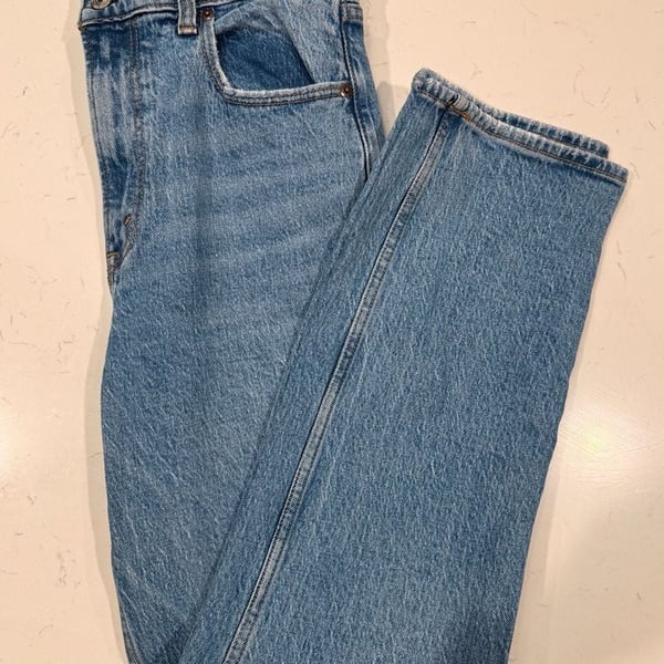 Abercrombie & Fitch The 90s Straight Ultra High Rise Jeans Size 27 4R