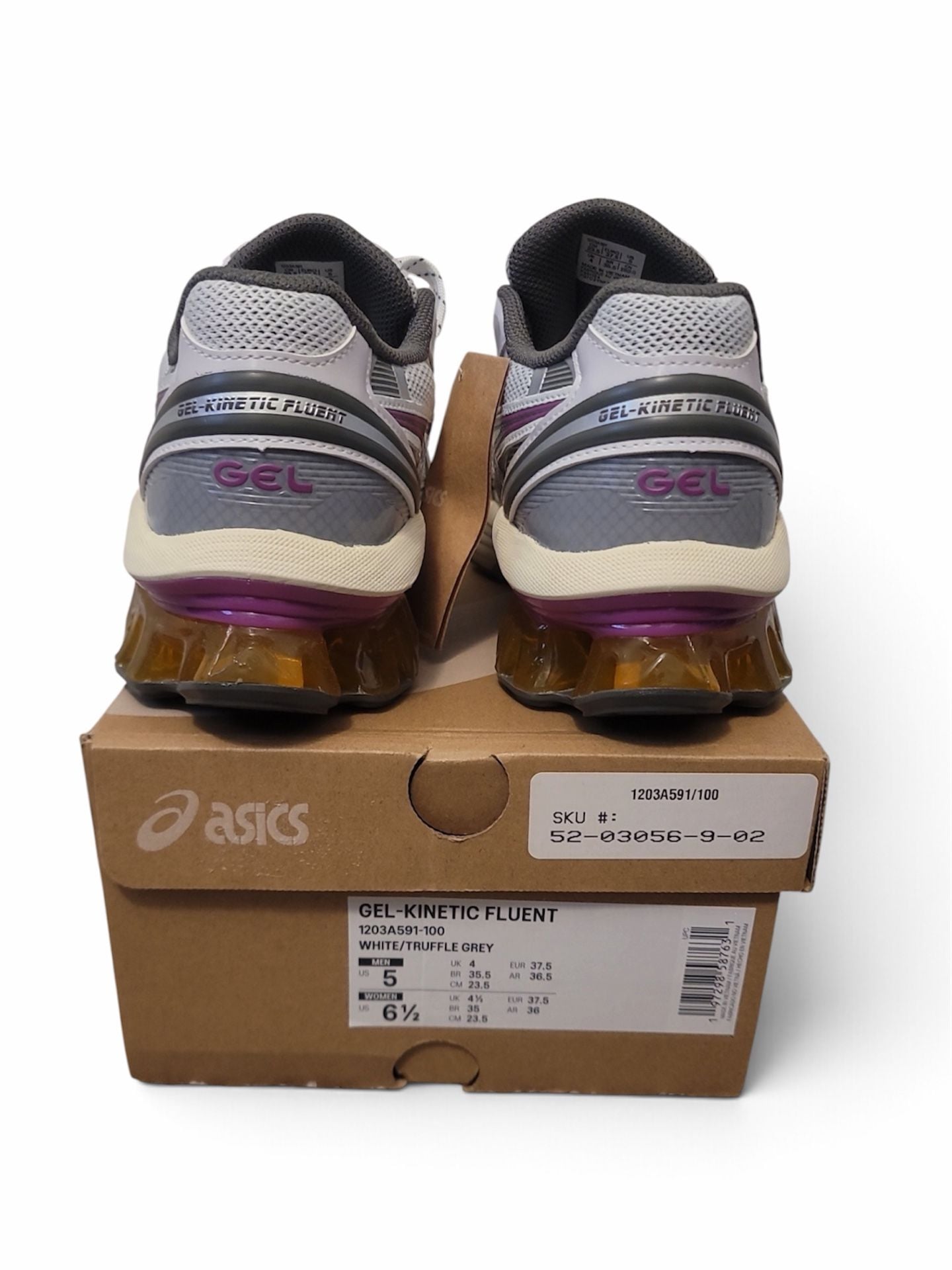 New ASICS Gel-Kinetic 1203A591-100 Sz. 6.5 Women’s 5 Men’s Running 6