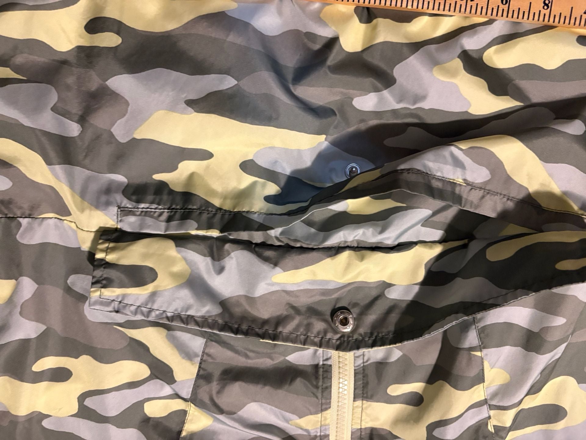 Flirtitude Active Women's Size largeRain Coat Hoodie 1/2 Zip Camouflage Jacket 10