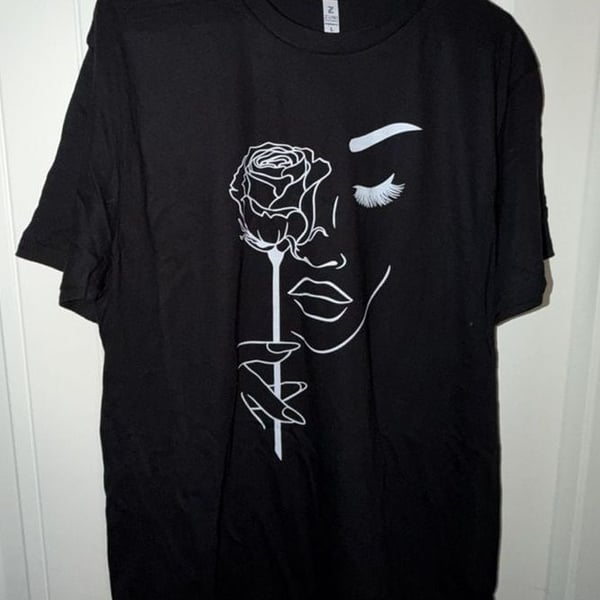Zuni Sportswear Graphic T-Shirt Size L Black Rose Face Line Art