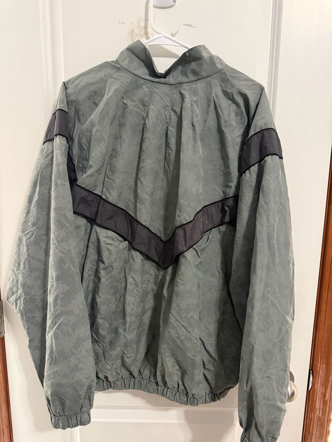 Skilcraft Army Physical Fitness Uniform Jacket Size Medium Gray Camo 3