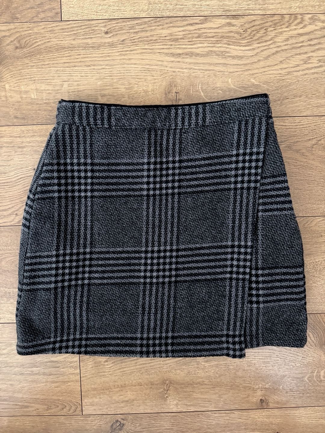 abercrombie & fitch wrap front plaid mini skirt. new... 2