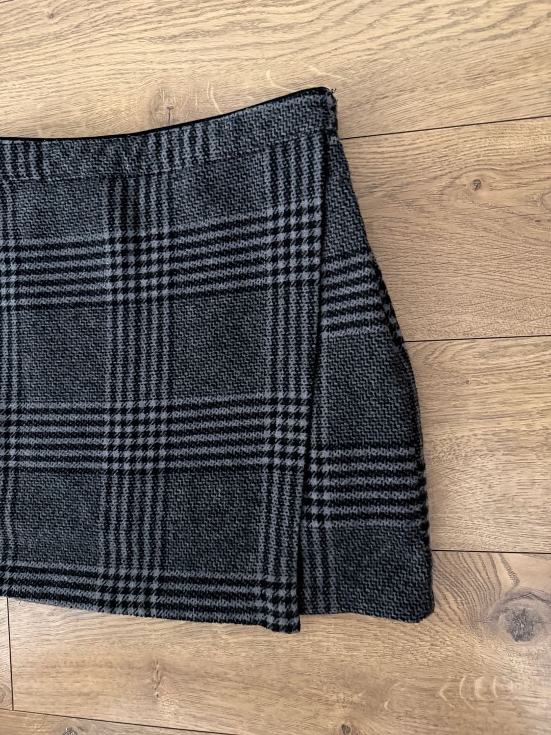 abercrombie & fitch wrap front plaid mini skirt. new... 3