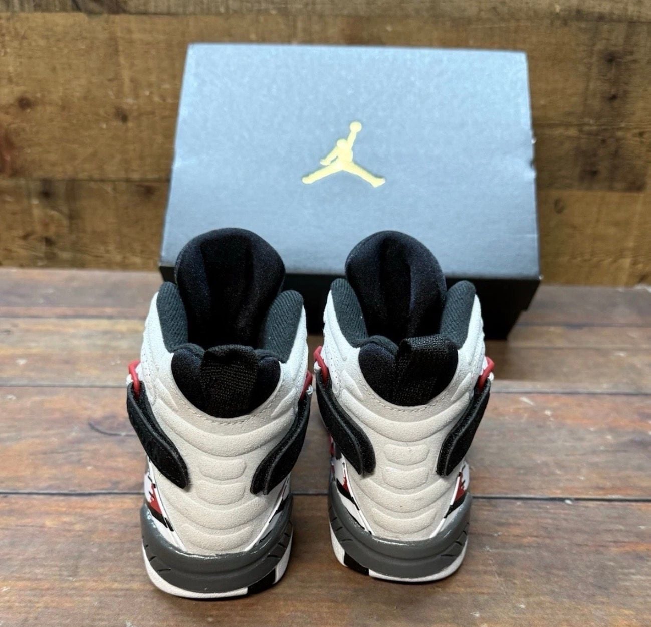 Jordan 8 Retro Ps Size 2.5Y White Black True Red Bugs Bunny 7