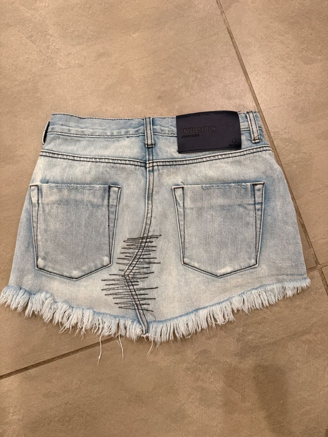 One Teaspoon Bahama Blue Outlaws Low Waist Mid Length Denim Shorts Size 22 Light 7