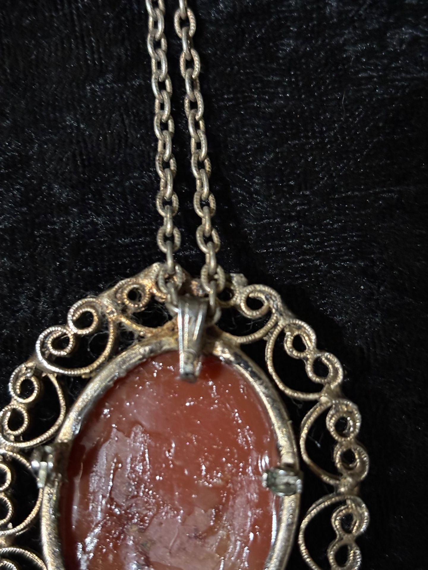 Vintage Filigree Frame Cameo Brooch Pendant 6