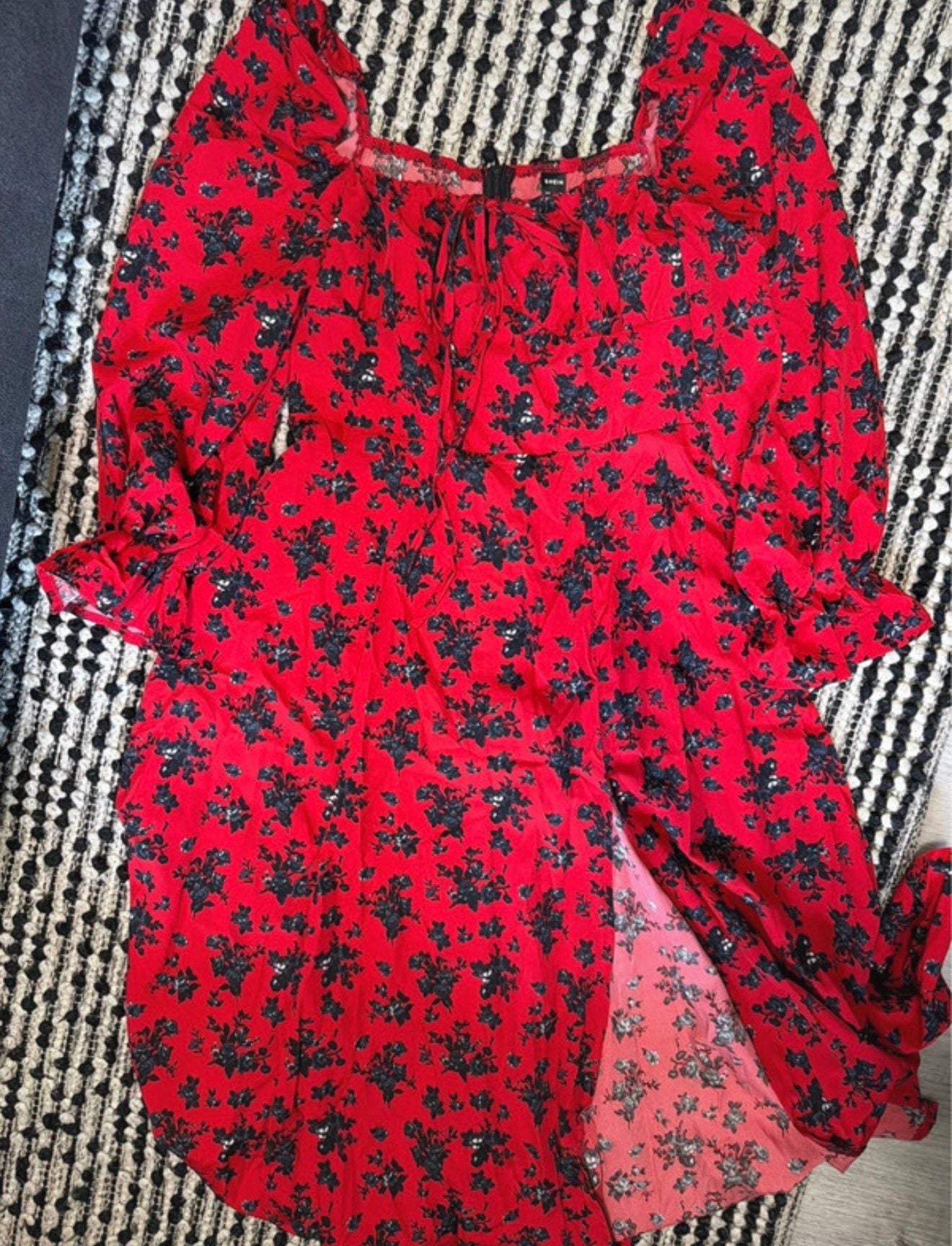 SHEIN Red Floral Print Cold Shoulder Midi Dress Size M 1