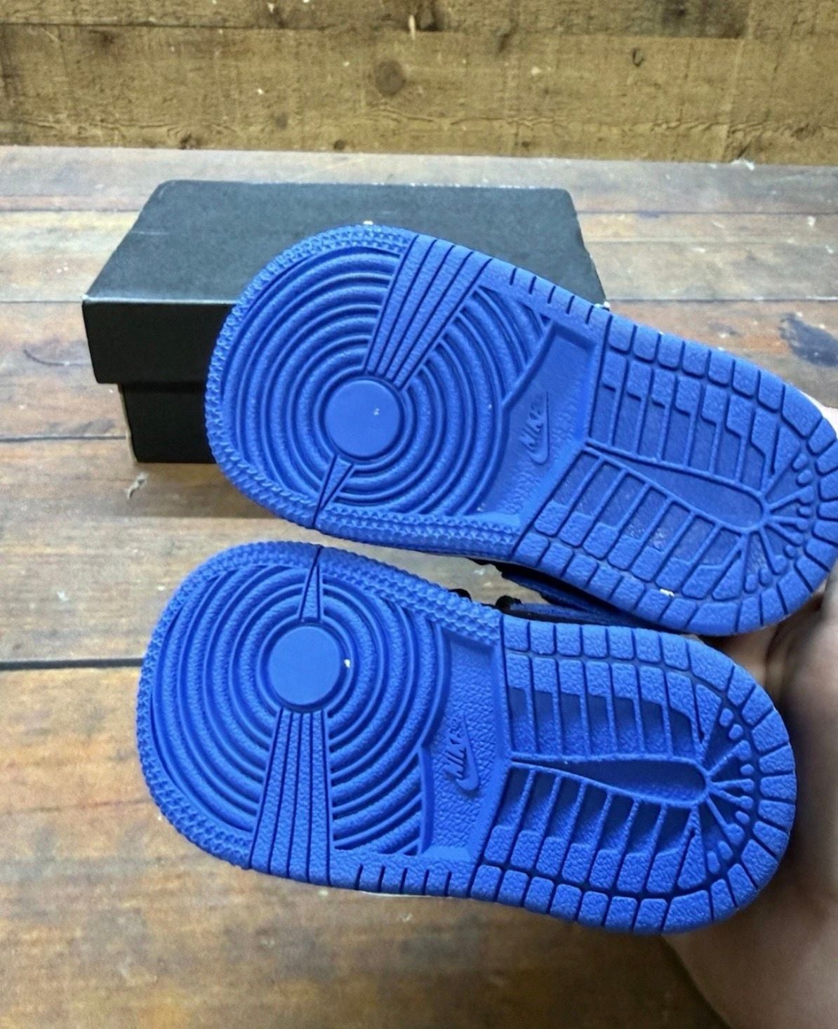 Product thumbnail 4