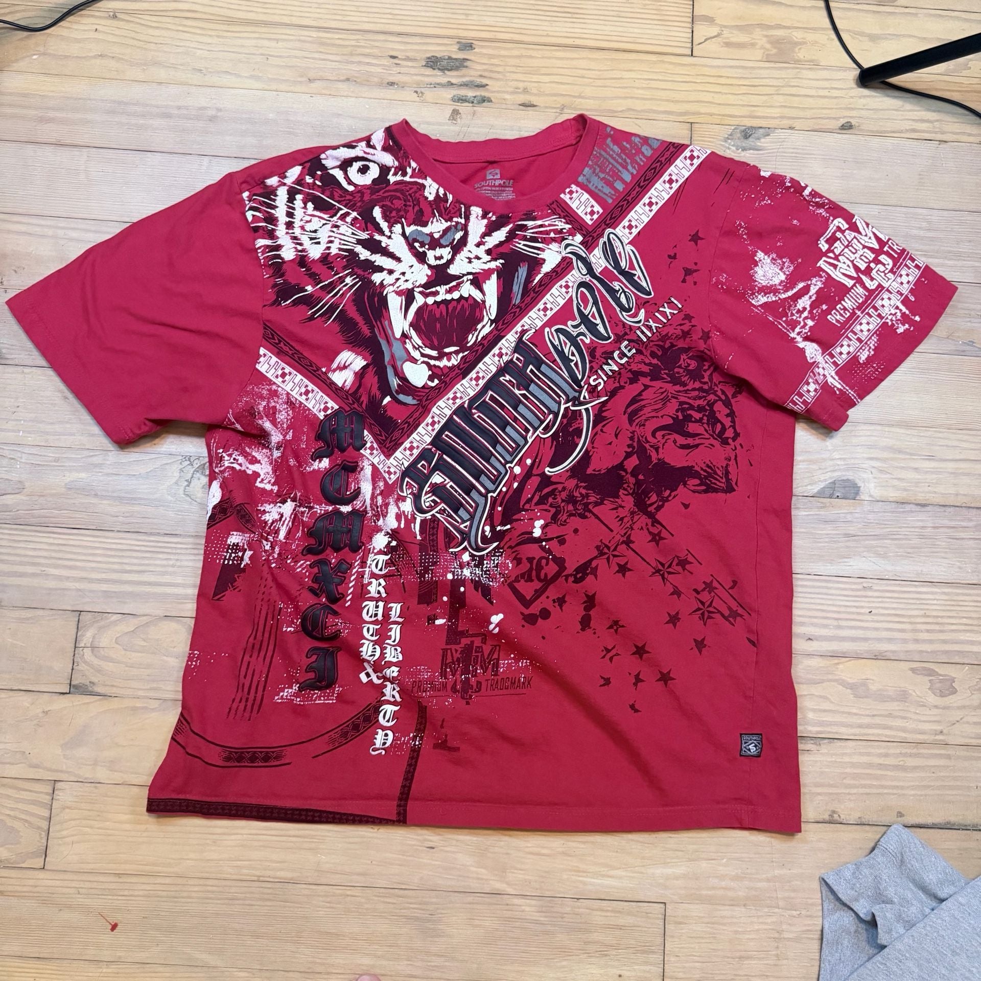 Southpole Graphic T-Shirt Size XL Red Tiger Y2K Grunge 5
