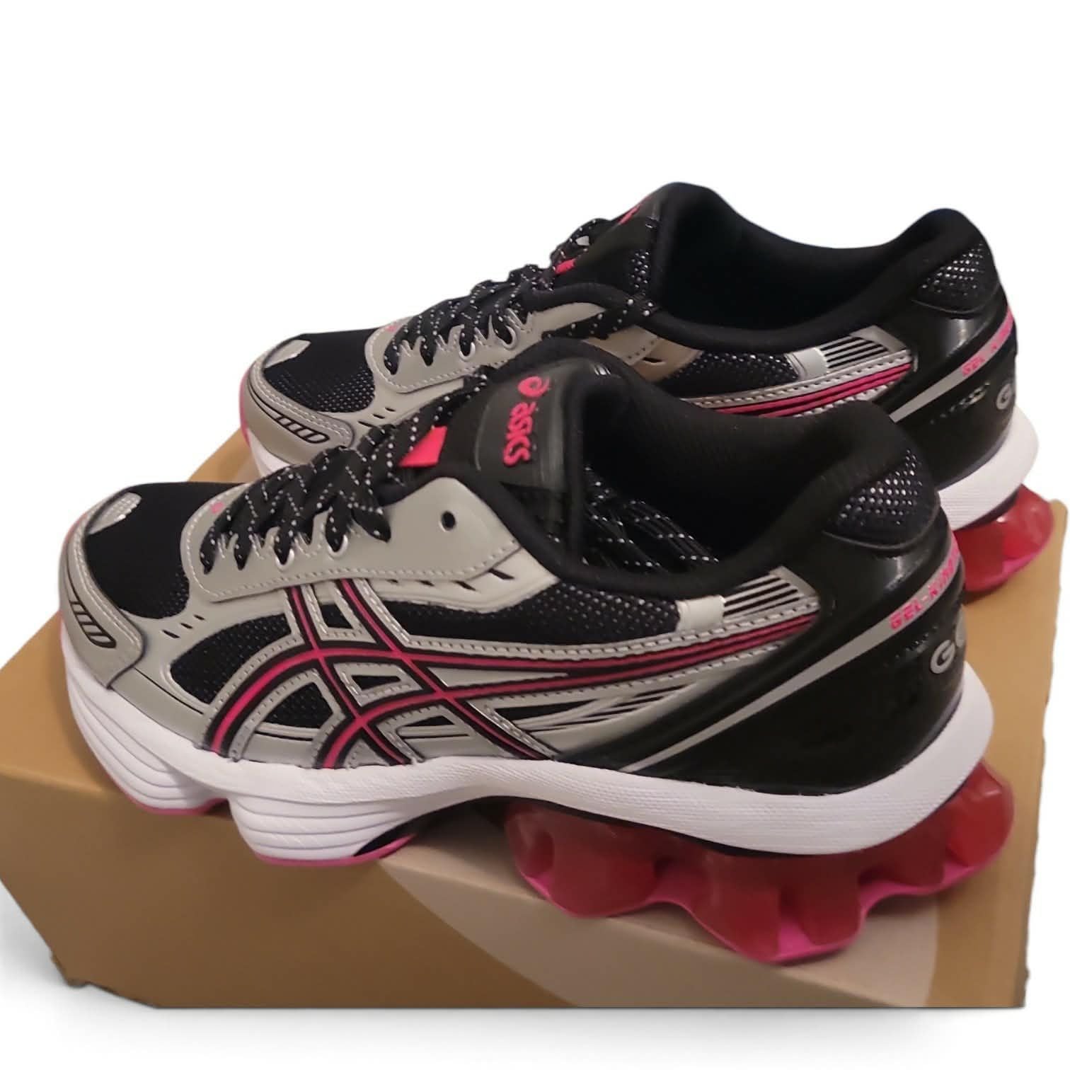 New Asics Gel Kinetic Fluent Black Pink Glo Size 6.5 Women’s 5 Mens Running 7