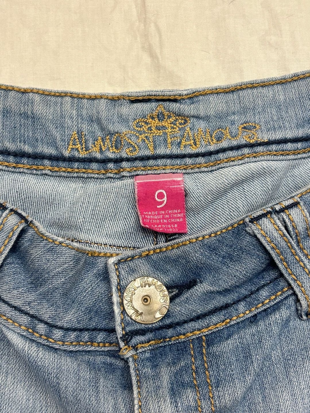 Almost Famous Denim Shorts Size 9 Blue Frayed Hem Low Rise 4