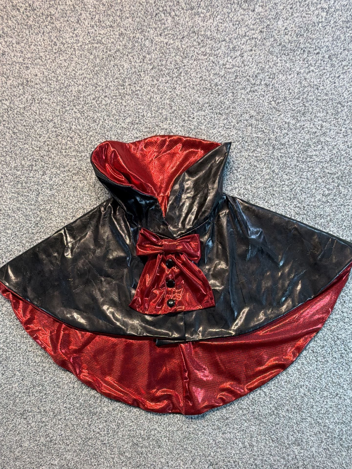 Dog Vampire Capelet Black Red Metallic Costume Accessory 1