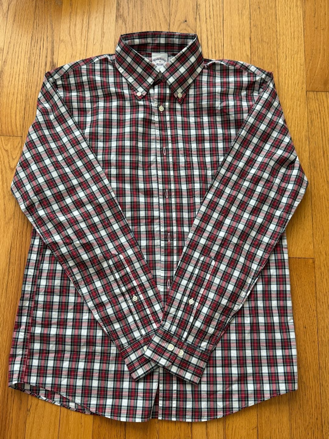 Brooks Brothers Plaid Button Down Shirt Size S Red White Black Long Sleeve 2
