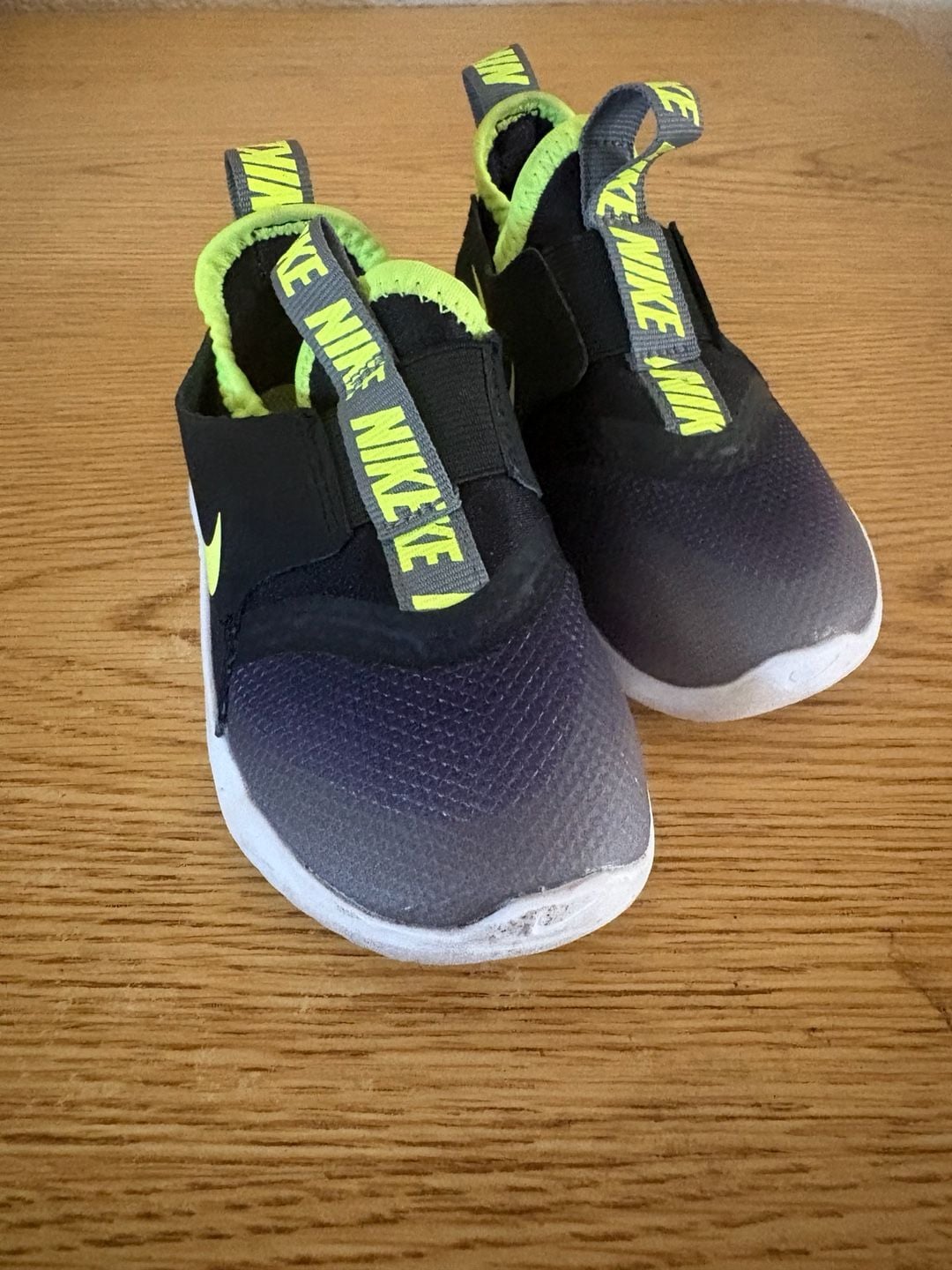 Nike Flex Runner Toddler Casual Running Shoe AT4665-019 Size 7C Black Neon Green 3