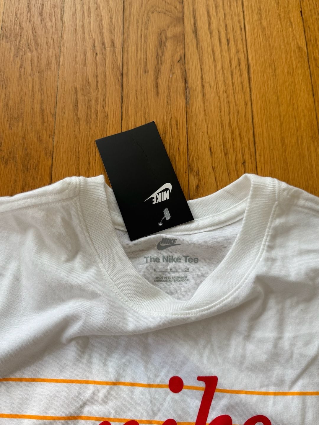Nike As Fresh As It Gets Graphic T-Shirt White S 3