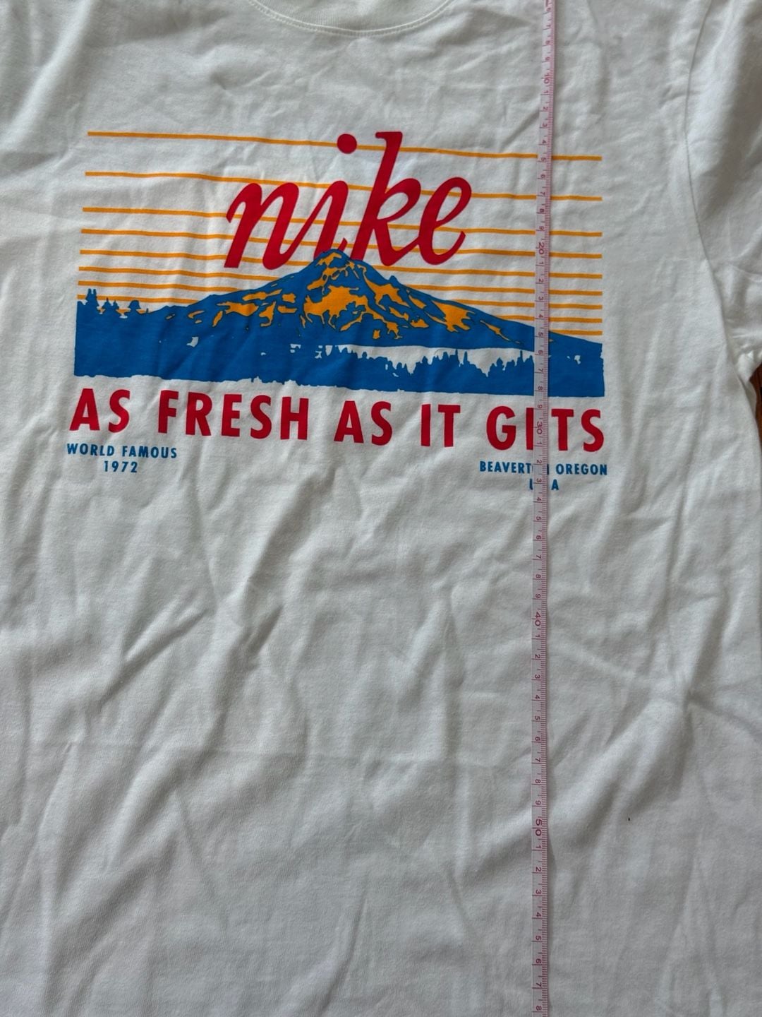 Nike As Fresh As It Gets Graphic T-Shirt White S 7