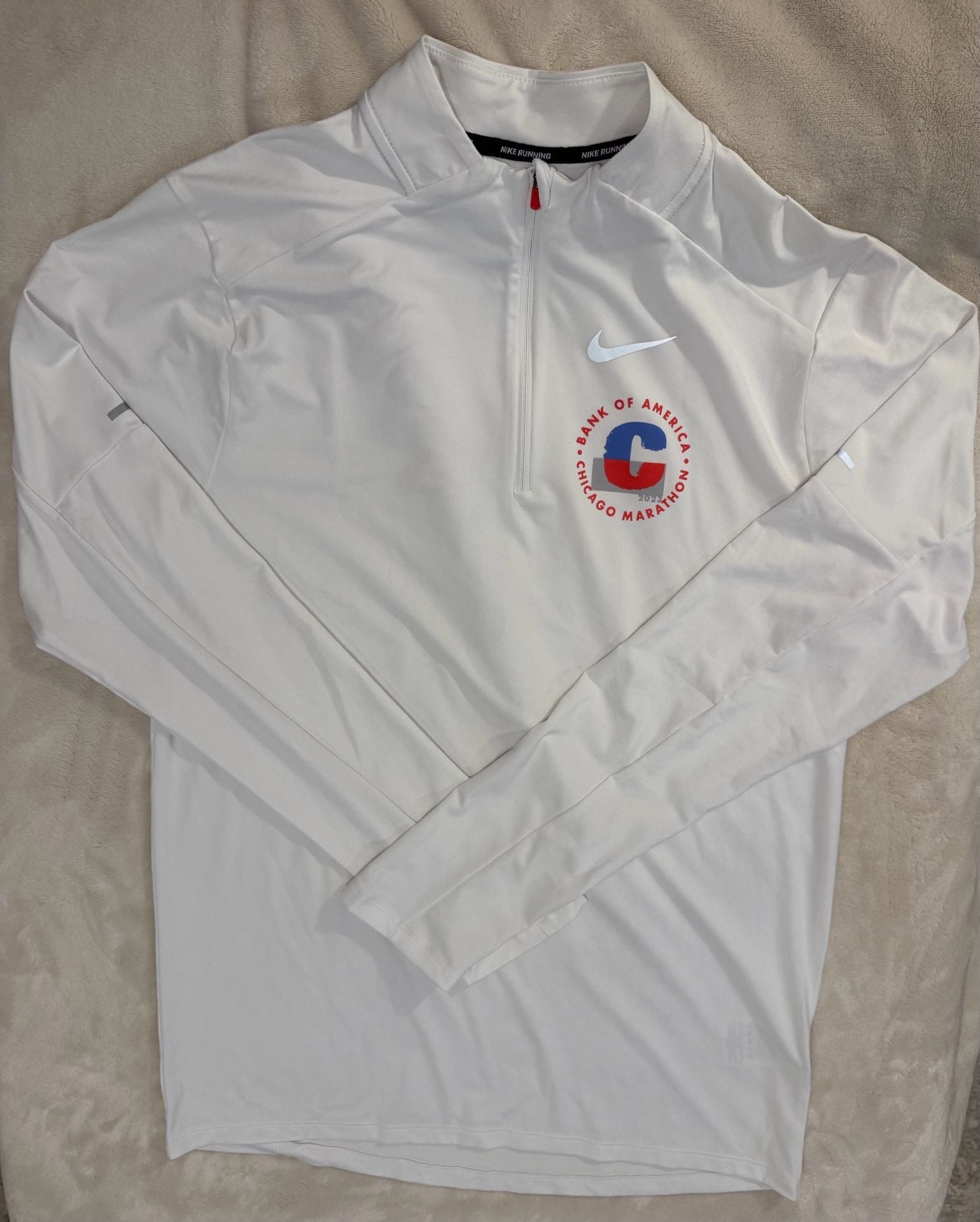 Nike Dri-FIT Chicago Marathon 1/2 Zip Size S White Running Top 2