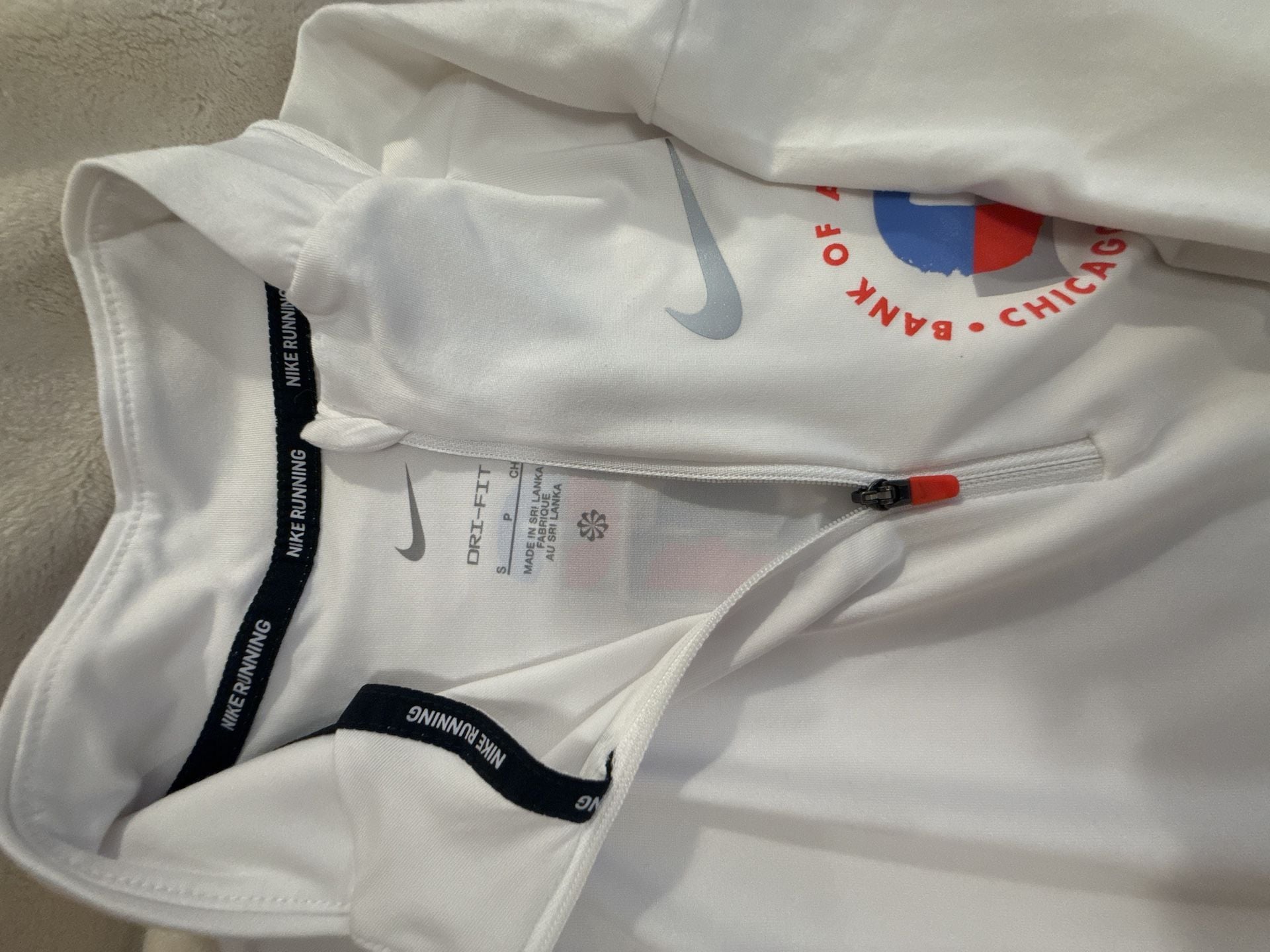Nike Dri-FIT Chicago Marathon 1/2 Zip Size S White Running Top 6