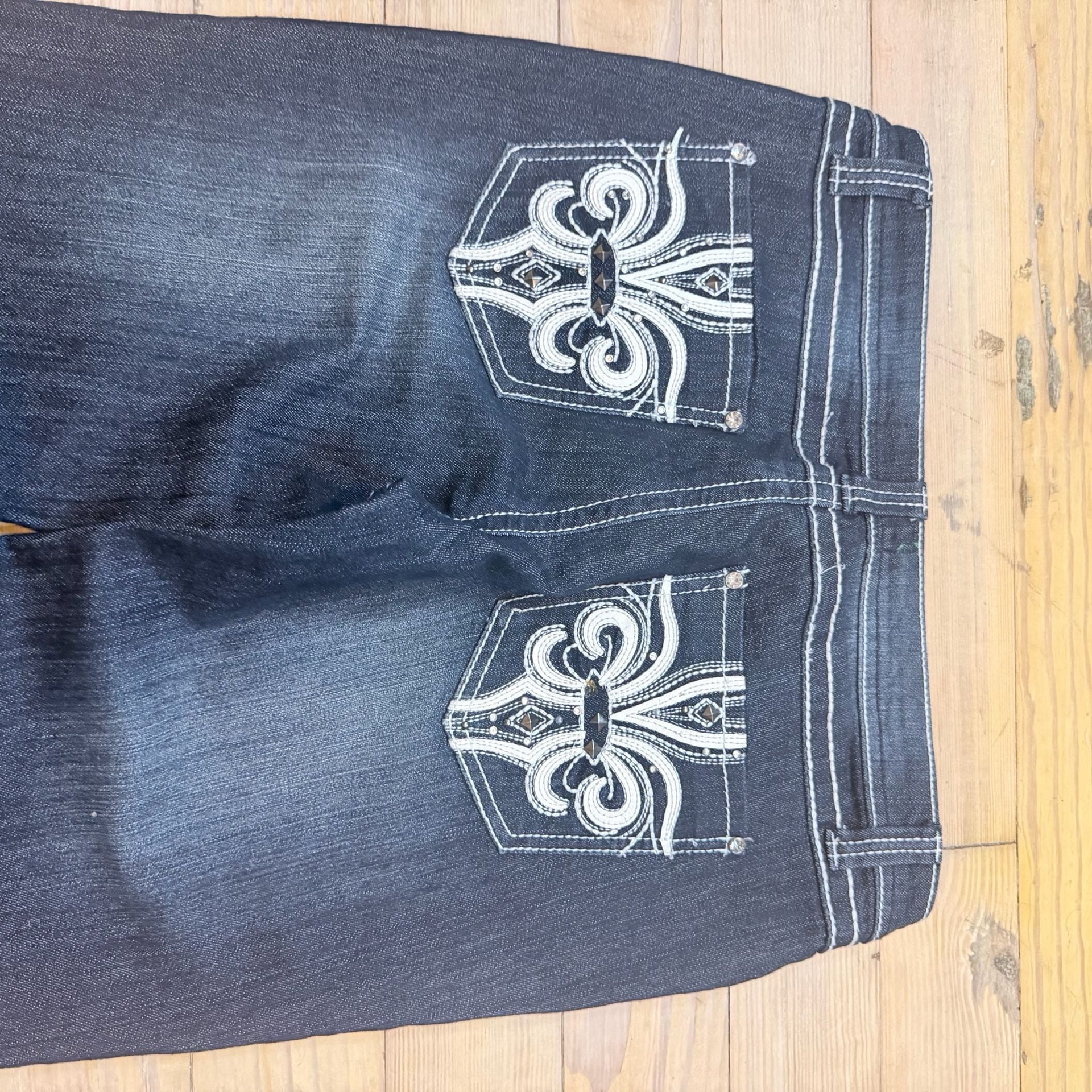 Revolution by Revolt Jeans Size 7 Dark Wash Embellished Flap Back Pockets 9