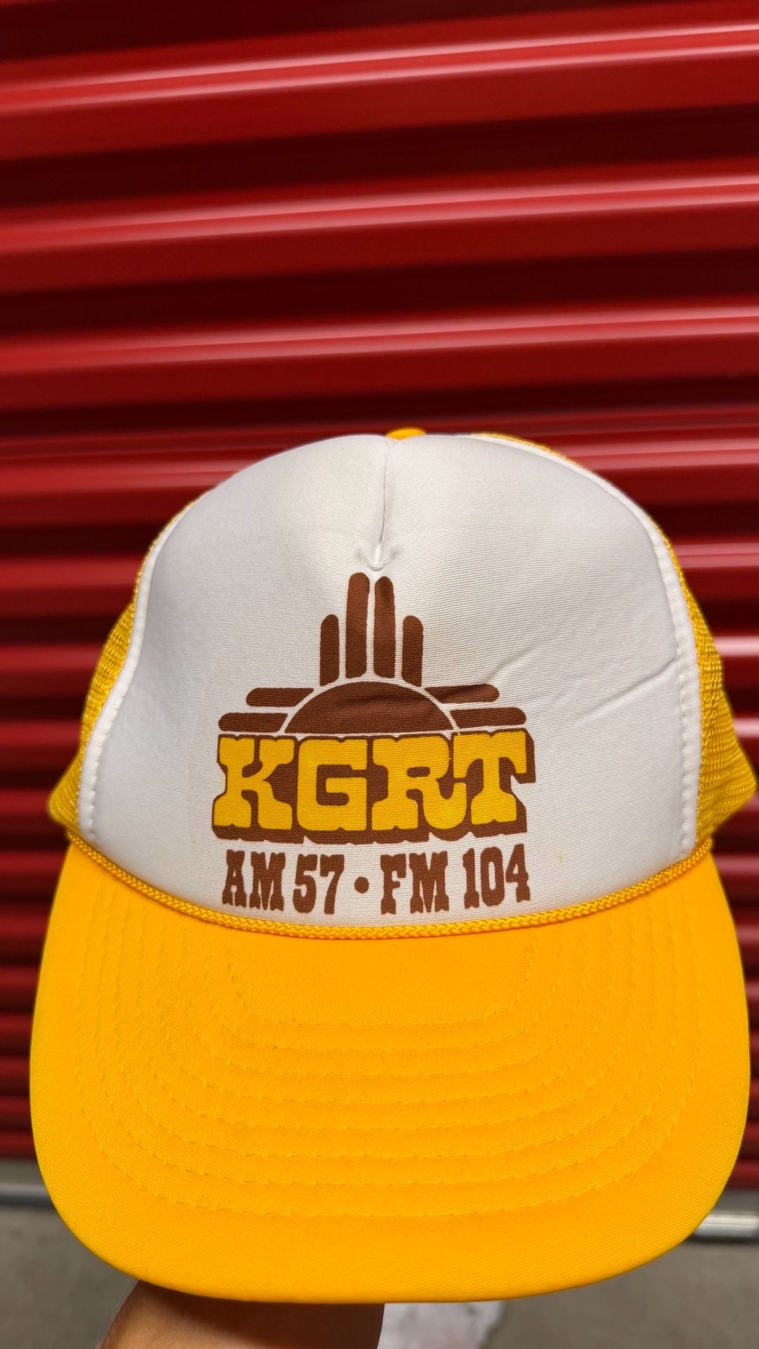 Nissin KGRT AM 57 FM 104 Radio Trucker Hat Vintage Yellow Snapback Cap 3