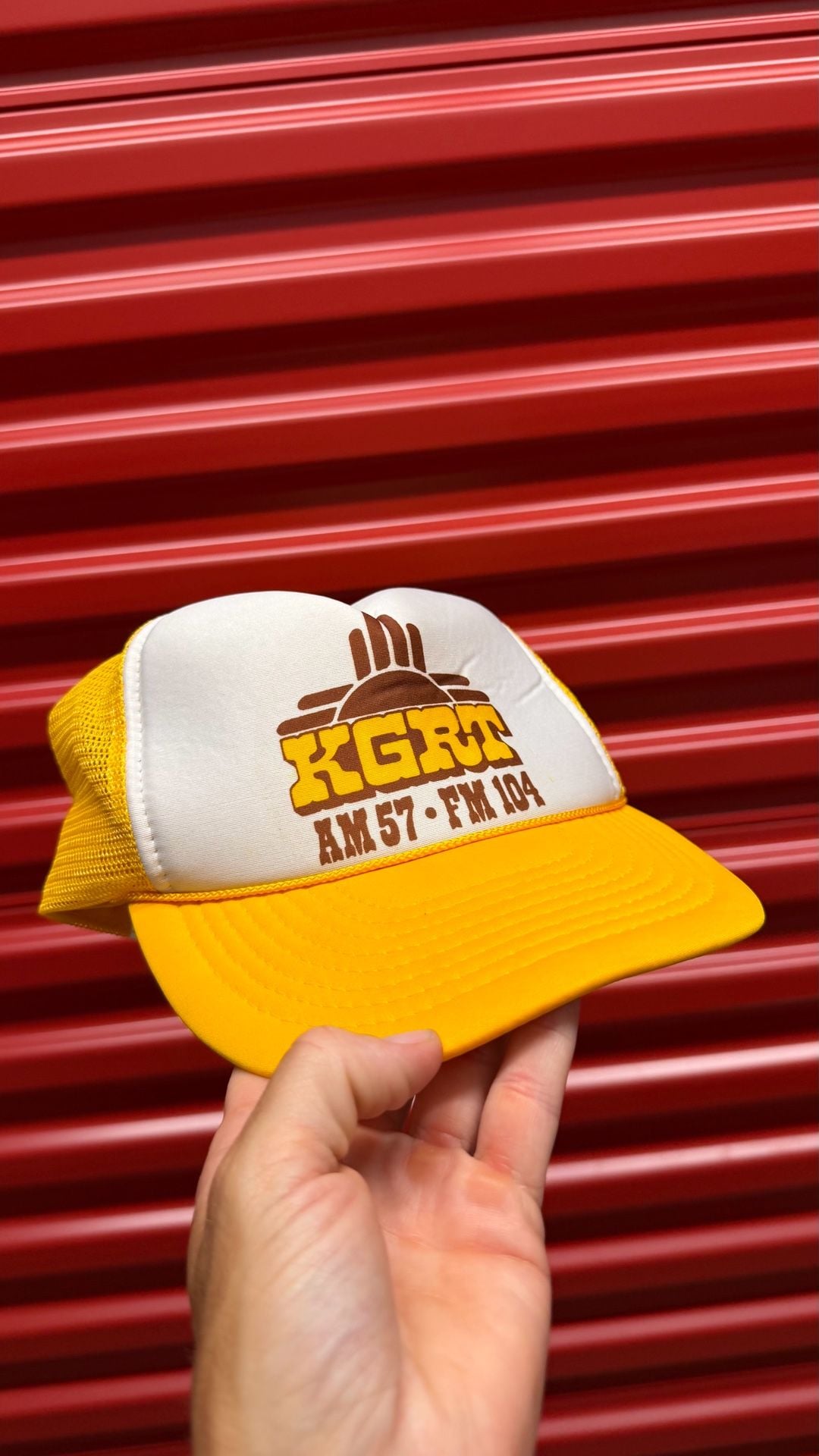 Nissin KGRT AM 57 FM 104 Radio Trucker Hat Vintage Yellow Snapback Cap 4