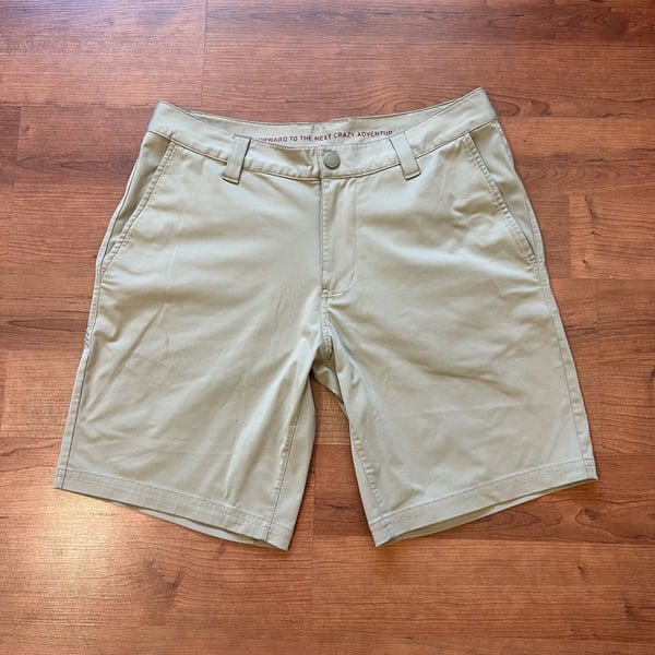 RHONE Commuter Shorts Size 30 Khaki Flat Front Classic Fit Performance
