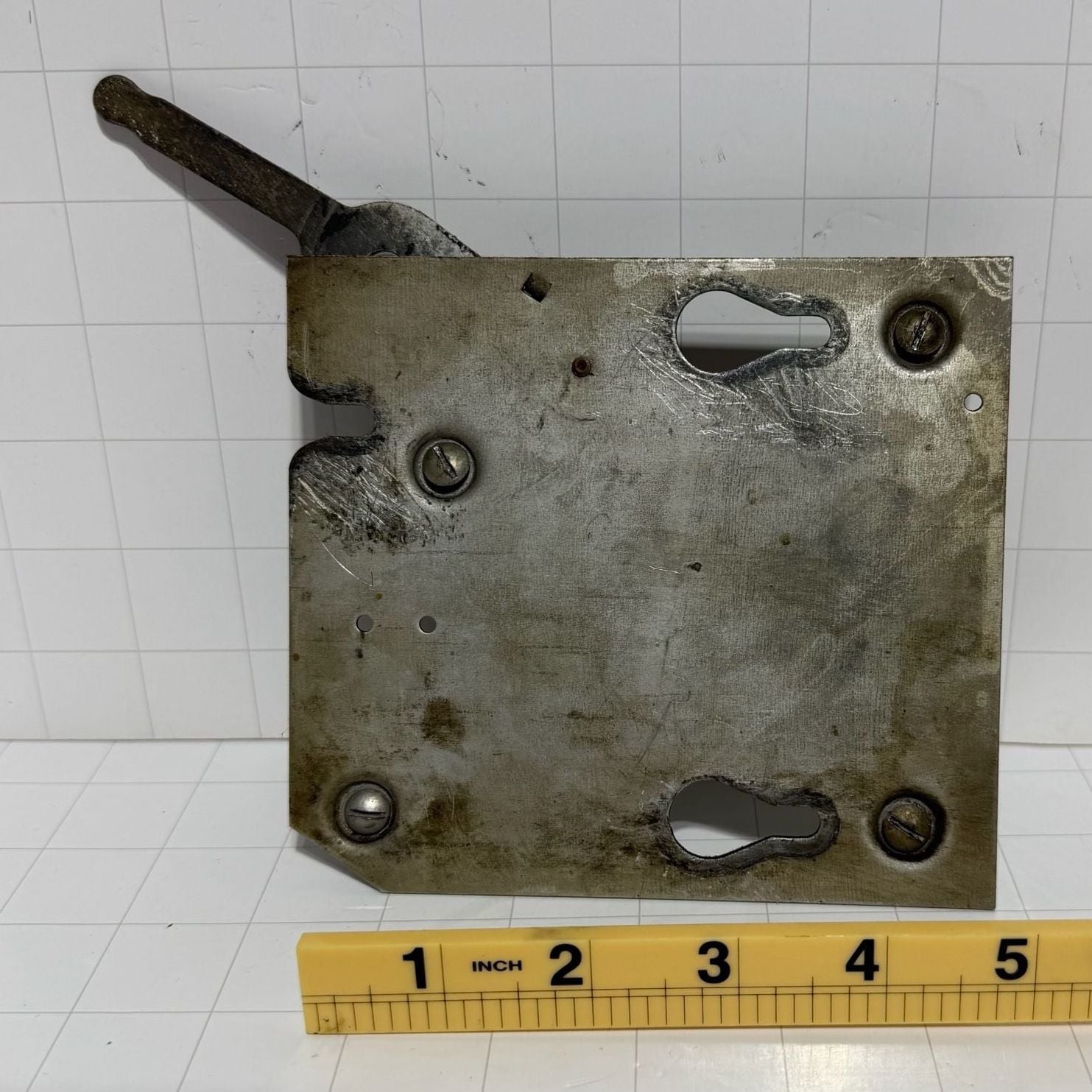 Wurlitzer 1015 Mounting Plate and Latch #45379 2