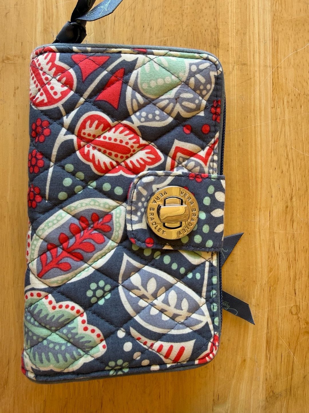 Vera Bradley Nomadic Floral Quilted Turn Lock Wallet 2