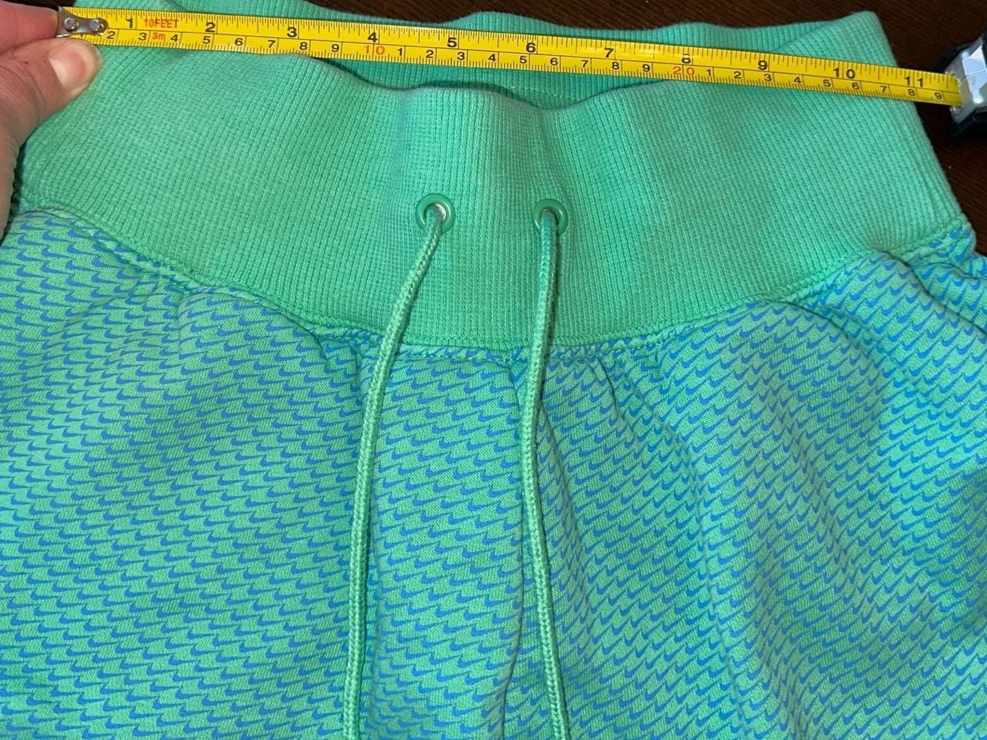 Nike Sportswear AOP Mini Swoosh Fleece Shorts Womens Size XS Green Blue 8