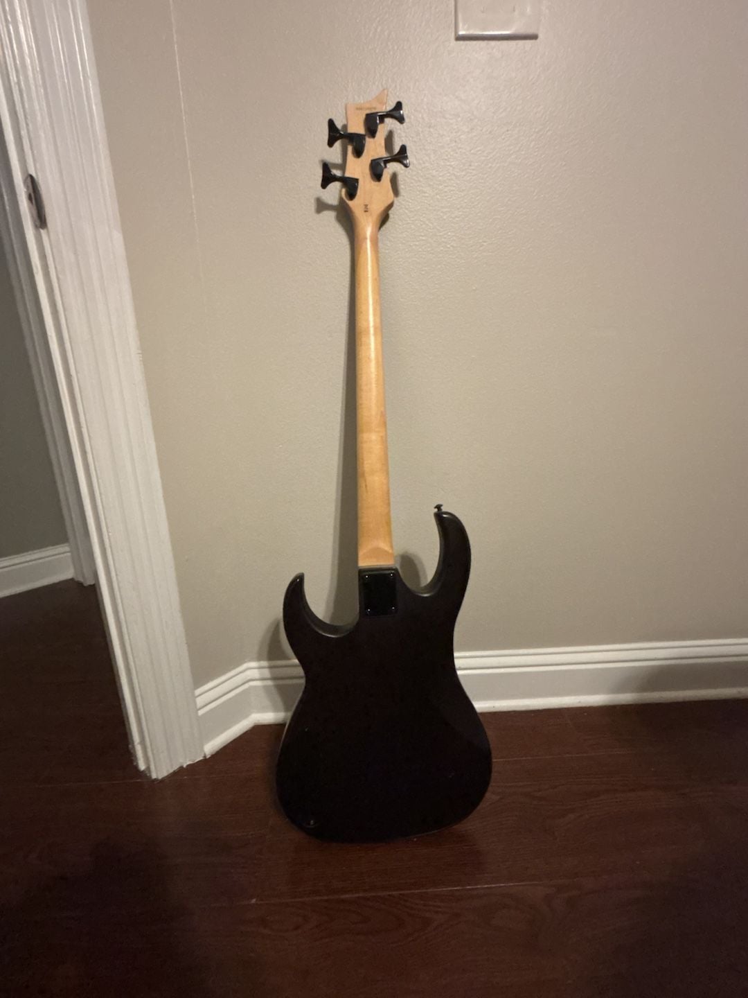 Dean 4 String Electric Bass Guitar Classic Black 4