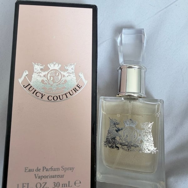 Vintage *2010 - Juicy Couture Perfume 1 / 1.0 oz / 30 ml EDP Spray for Women