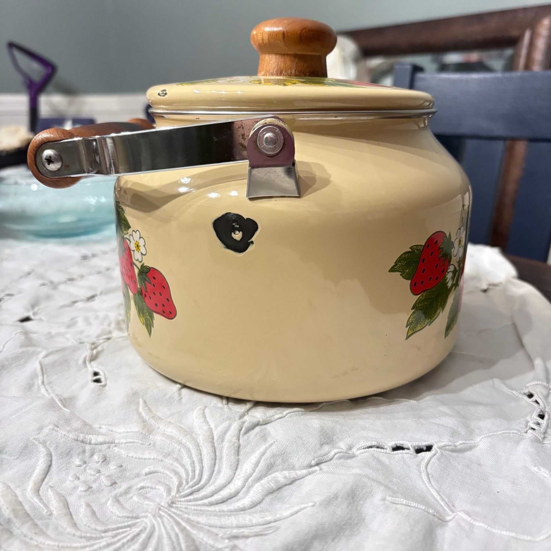 Vintage Strawberry Enamel Stovetop Tea Kettle Cream 2