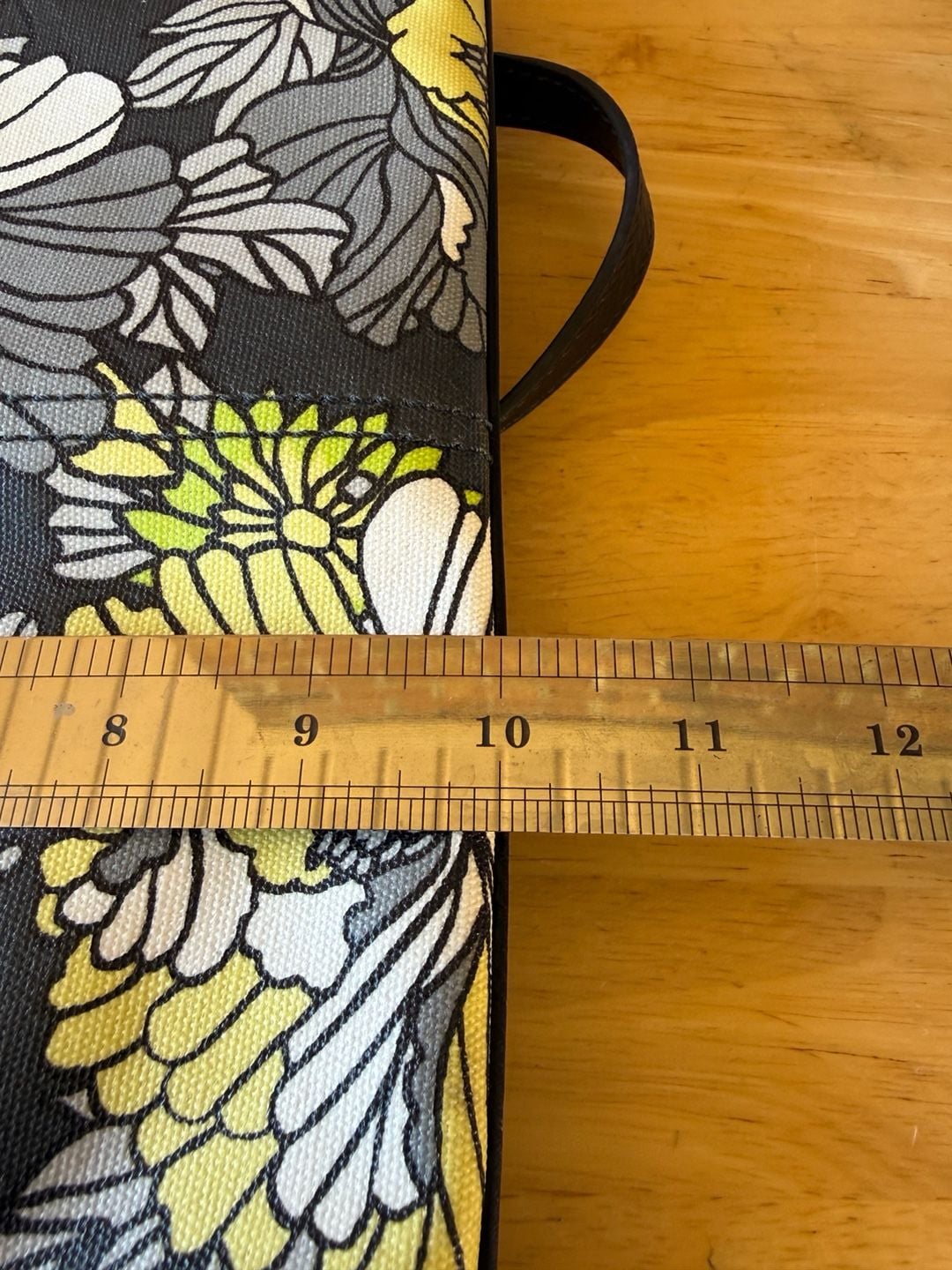 Sakroots Metro Tote Gray Yellow Flower Blossom Purse 5