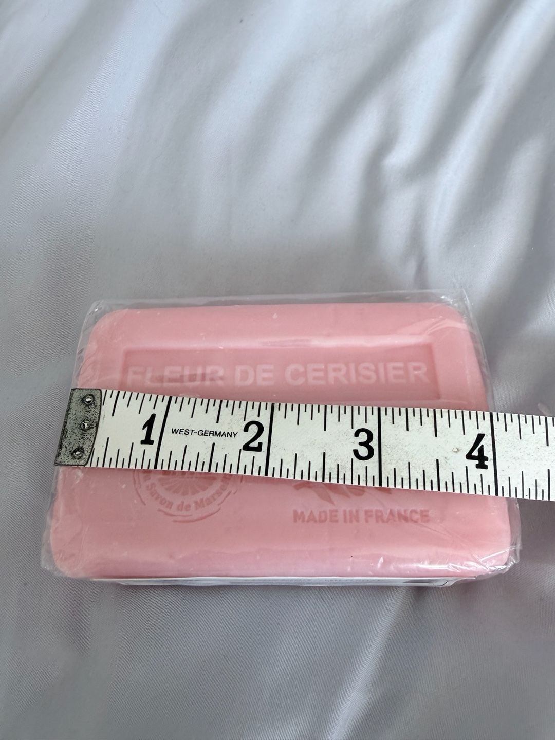 La Maison du Savon de Marseille Cherry Blossom Shea Butter Soap 250g 5