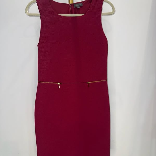 The Limited Burgundy Textured Sleeveless Midi Dress with Gold Zipper Detail Size