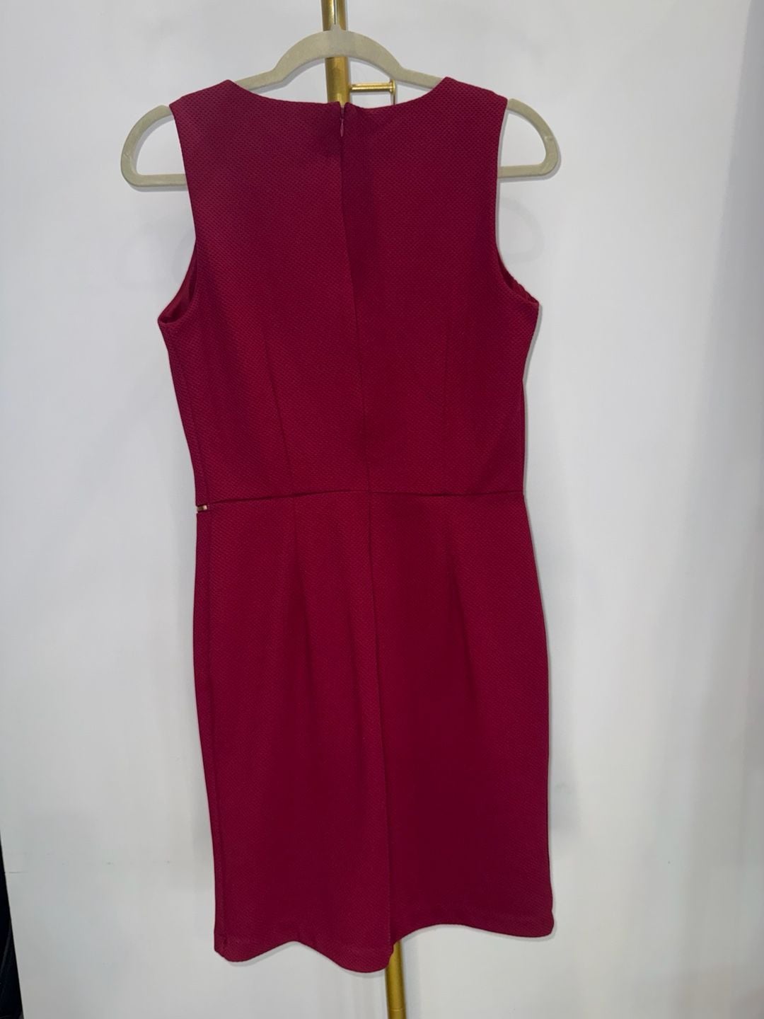 The Limited Burgundy Textured Sleeveless Midi Dress with Gold Zipper Detail Size 3