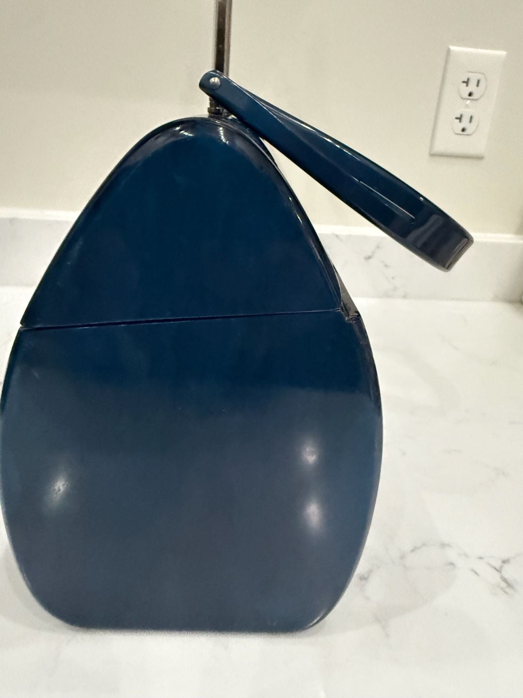 Vintage 1950s Wilardy Lucite Box Purse Marbled Blue Handbag 7