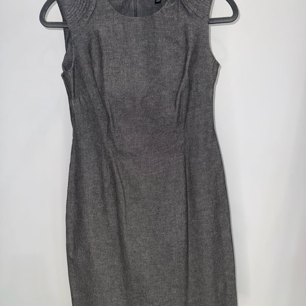 Banana Republic Gray Sheath Dress Size 2 Sleeveless Padded Shoulder Pencil