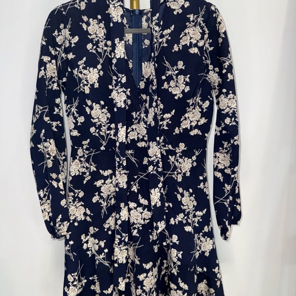 Unbranded Navy Floral Long Sleeve V-Neck Dress Size S