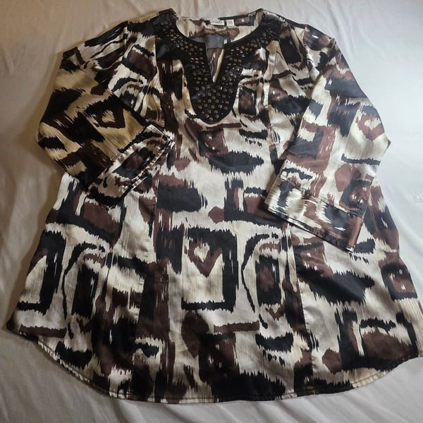 Cato Abstract Print Studded V-Neck Long Sleeve Tunic Top Size 10