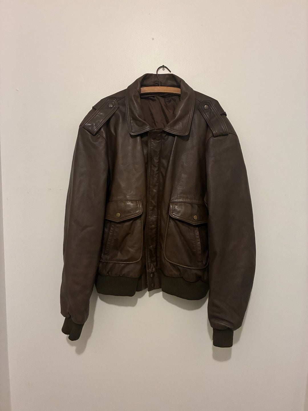 Vintage 1980s A-2 Leather Bomber Jacket Size 52 Brown Flight Aviator YKK Zip 2