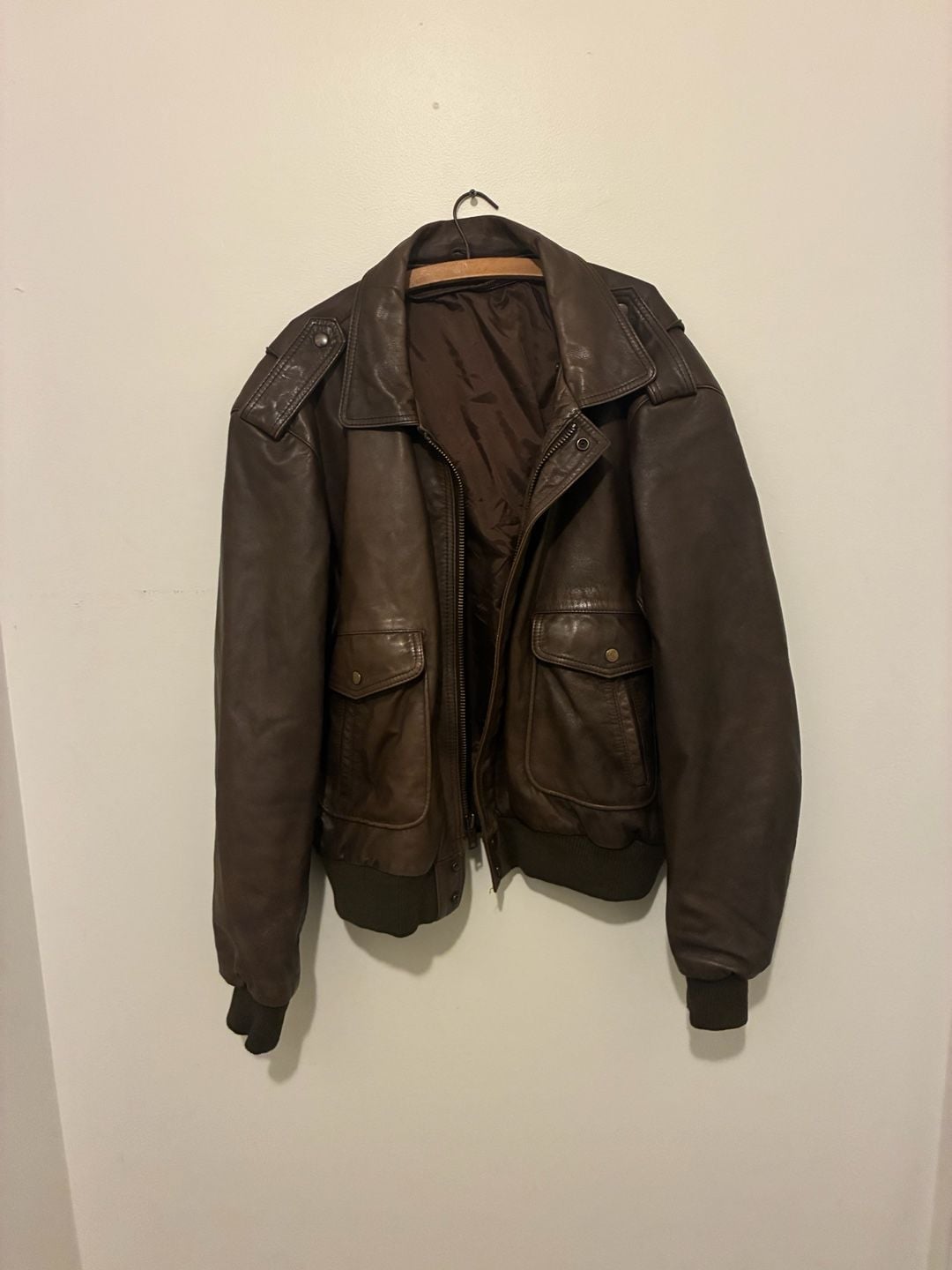 Vintage 1980s A-2 Leather Bomber Jacket Size 52 Brown Flight Aviator YKK Zip 3