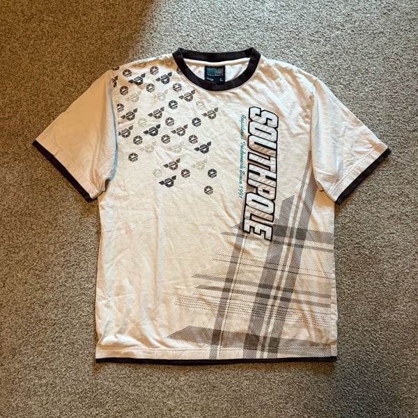 Southpole White Graphic T-Shirt Size L Y2K Skate Hip Hop Tee