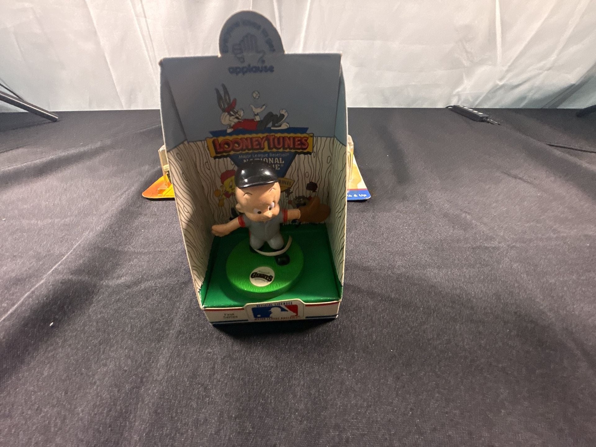 Applause Looney Tunes Major League Baseball Figurine 4