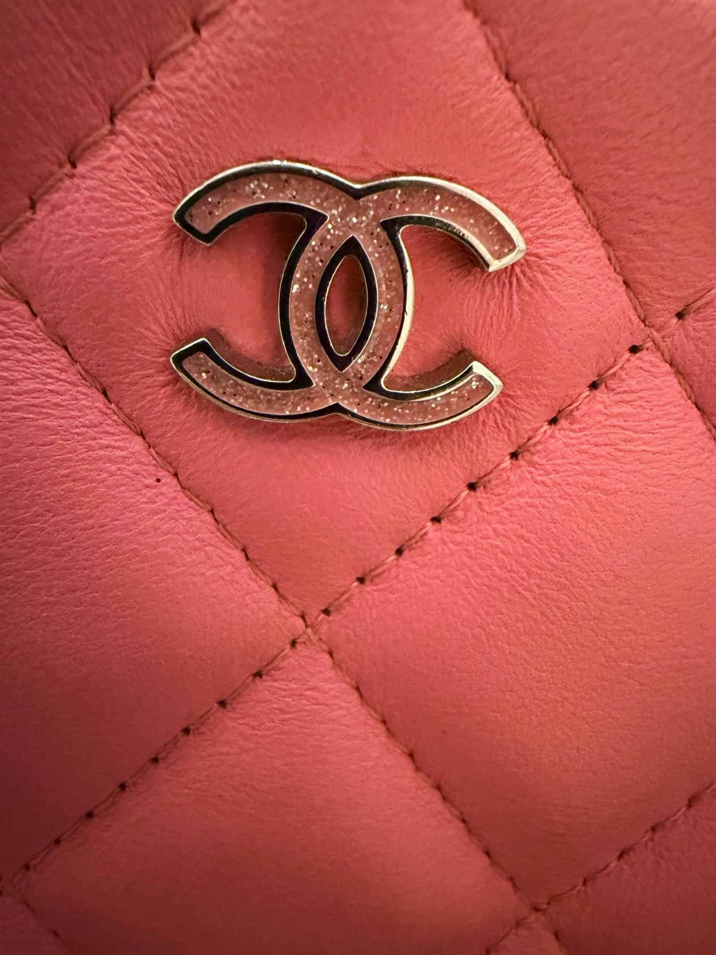 Chanel Pink Quilted Leather Round Flap Bag with Chain Strap 8