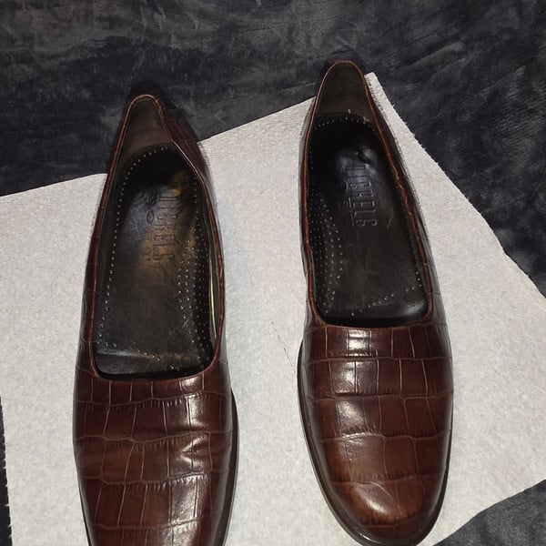 Nickels Brown Crocodile Embossed Loafers Size 7.5