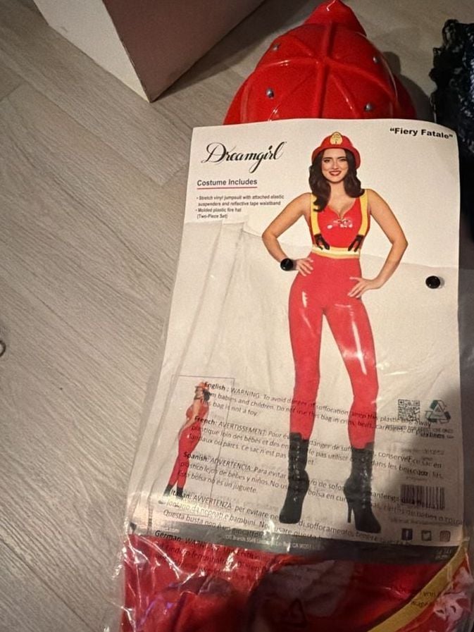 Dreamgirl Fiery Fatale Firewoman Costume Size Small 2