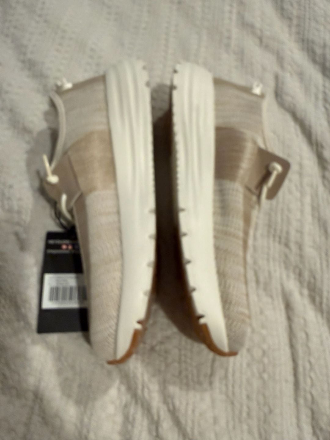 Hey Dude Sirocco Women Size 8 Neutral Slip On Sneakers 6